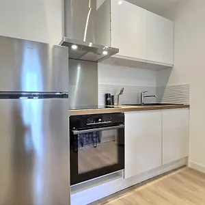 https://le-victor-hugo-lappartement-valentinois.hotels-rhonealpes.com
