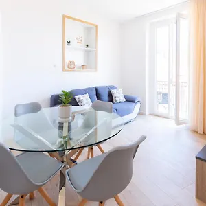 https://marne-ii-3-pices-parking-carr-dor-menton.fr-provencehotel.com